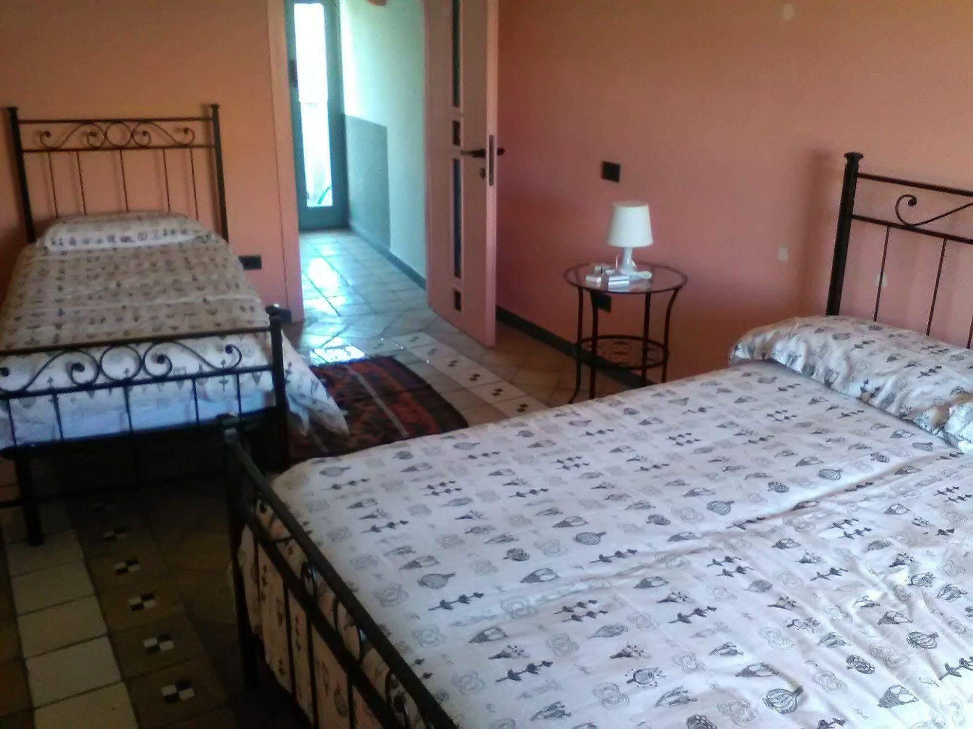 Marieta Rooms 사르자나 외부 사진